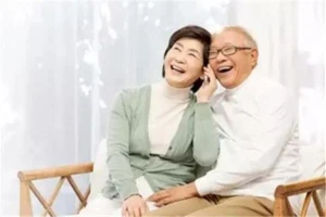 梦见父母亲是什么预兆(女人梦见爸妈要警惕了)